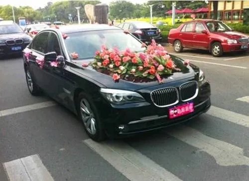 成都租婚车价格一览表   成都婚车租赁公司哪家好