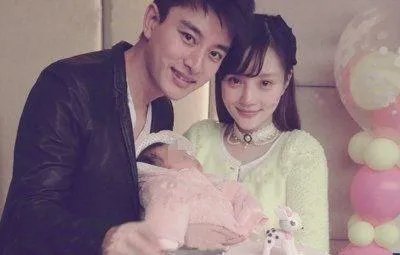 李小璐爱的不是贾乃亮感情不好吗 李小璐对贾乃亮冷淡很不屑真假