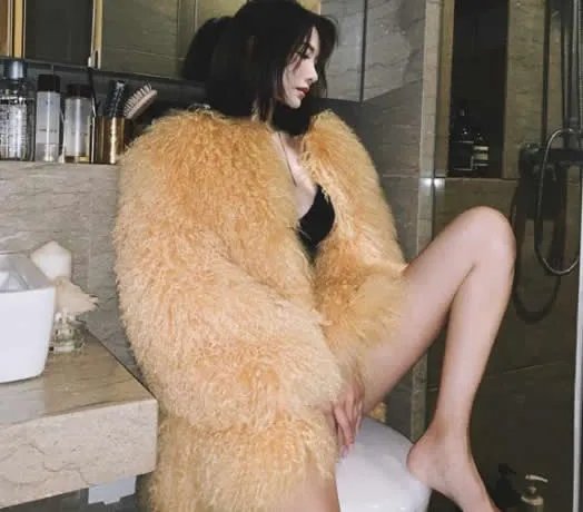 网红湾湾否认恋情详情始末：女方回应一脸懵逼