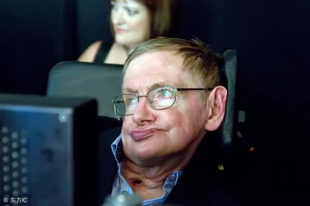 巴黎球星内马尔致敬霍金引发争议，这是为什么？