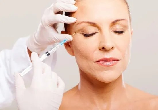 怎样去除眼睛周围的皱纹