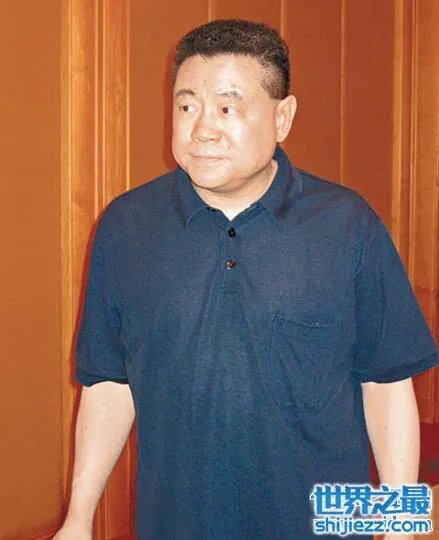 刘銮雄扶正甘比,揭秘甘比用何手段俘获男人心