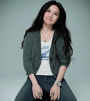 创业女神胡敏珊年龄多少？ 盘点那些人美又聪明的大富豪