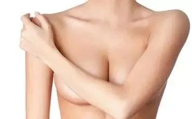 脂肪丰胸费用一般要多少钱