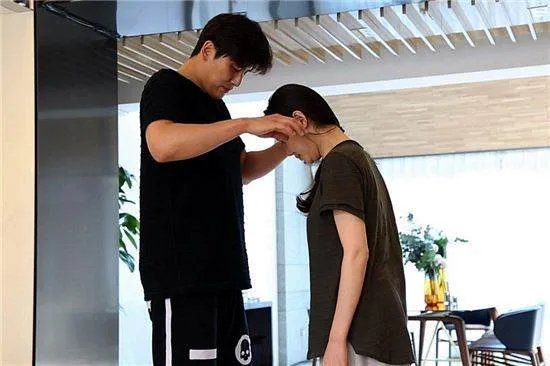 《同床异梦》第二季完整版简介？