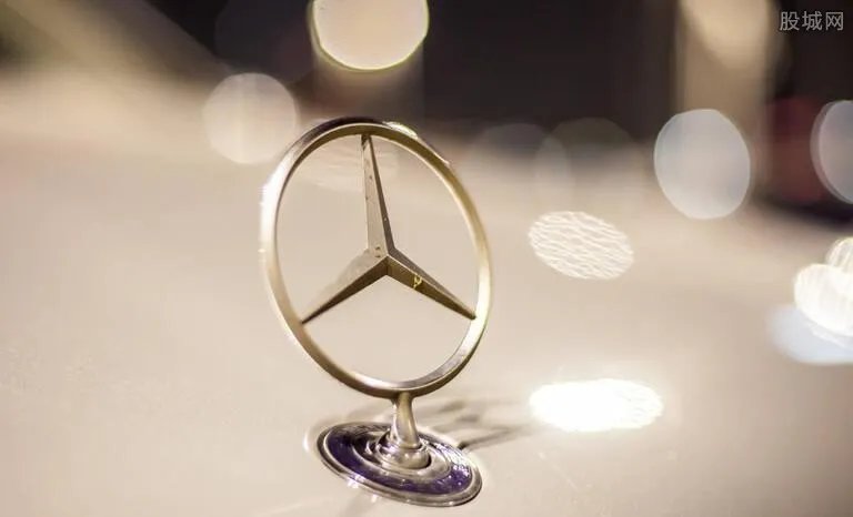 西安利之星奔驰老板是谁 奔驰颜健生个人简历