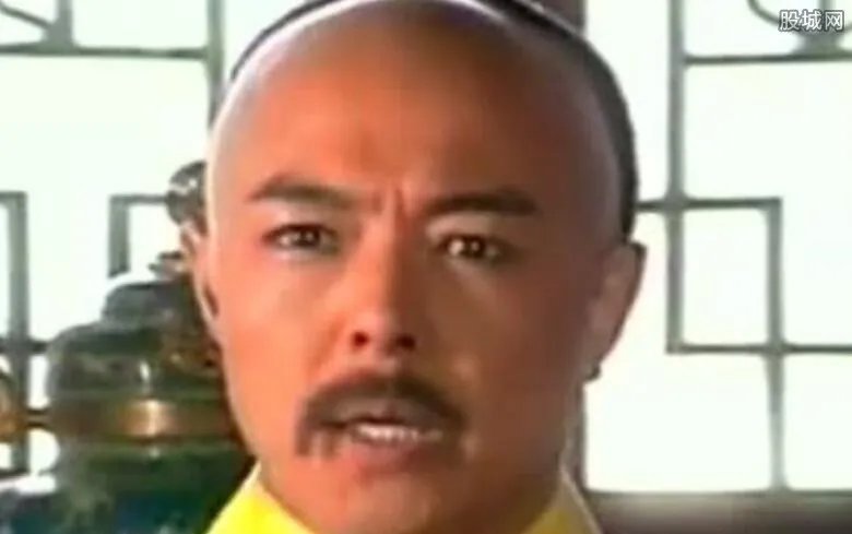 张铁林舌吻小陶虹 老戏骨欺负新人？