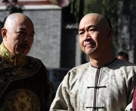 乾隆为什么会传位给嘉庆 乾隆这么做是有私心的