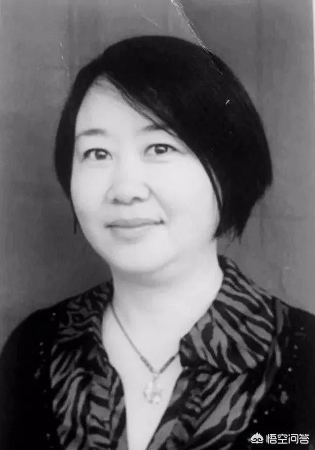 信阳乡村女教师用身体挡住学生，不幸被撞身亡，你怎么看？