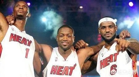 如果杜兰特续约勇士，建立王朝，历史地位能超詹姆斯吗？