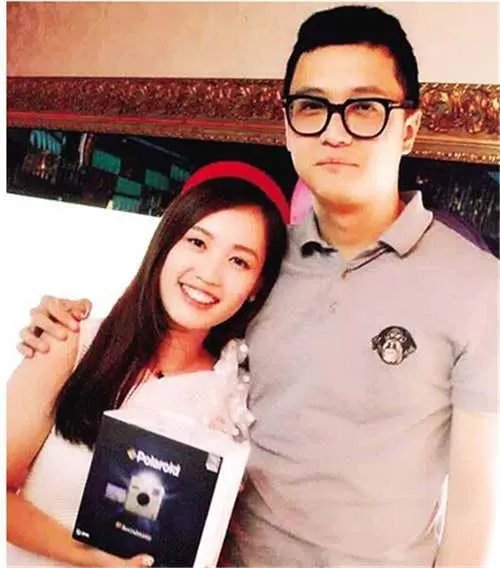 马蓉成立工作室邀鹿晗、赵薇一起拍公益片, 鹿晗粉丝纷纷“抱走鹿晗”，对此你怎么看？