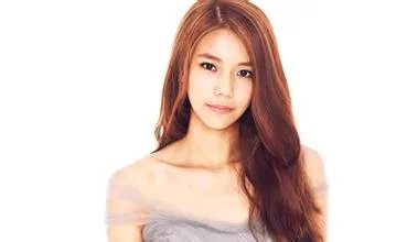 AOA组合雪贤和惠静哪个更漂亮？惠静有那么一点像高圆圆吗请回答这两个问题。