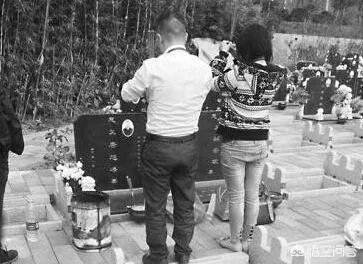 陵园推出代客祭祀，远程读信100元，你怎么看？